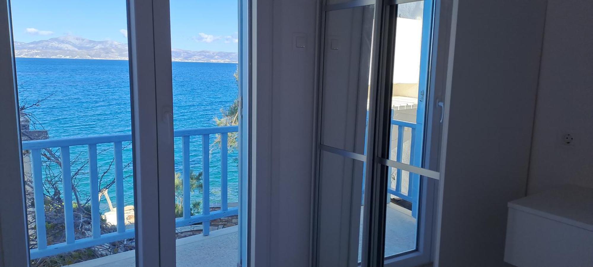 Dinas Inn Piso Livadi Eksteriør billede